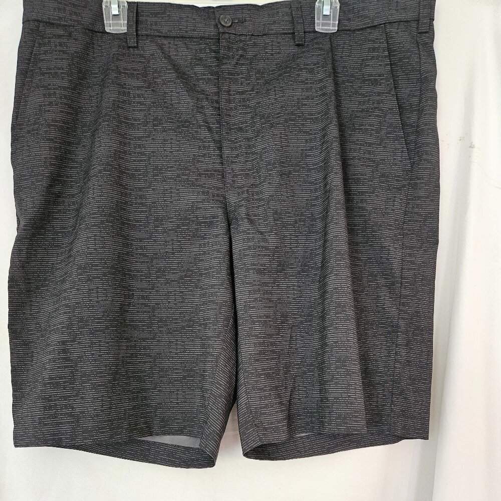 Men’s PGA Tour Black Flat‎ Front Shorts Lightweight Casual